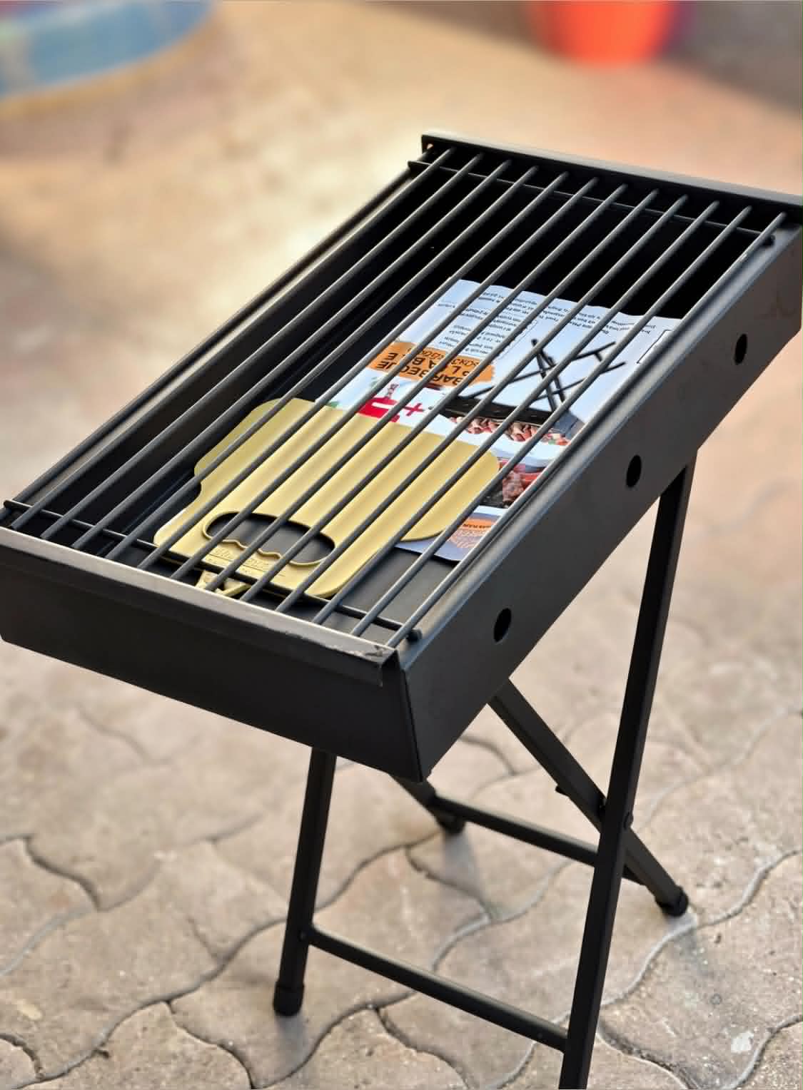 Barbecue pliable شواية فحم متنقلة و قابلة للطي